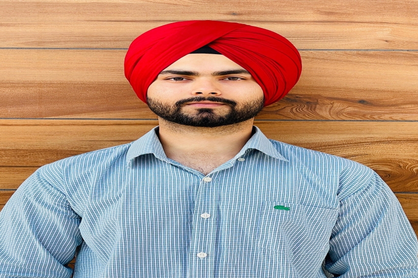 ਨਵੀਂ ਕਲਮ ਦੀ ਡਾਇਰੀ/ ਖਾਲੀ ਕਾਗਜ਼ ਨਹੀਂ